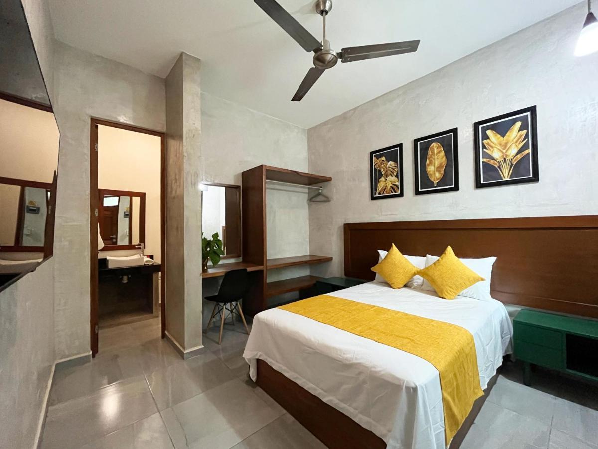 Hotel Kookay Valladolid วัลลาโดลิด ภายนอก รูปภาพ