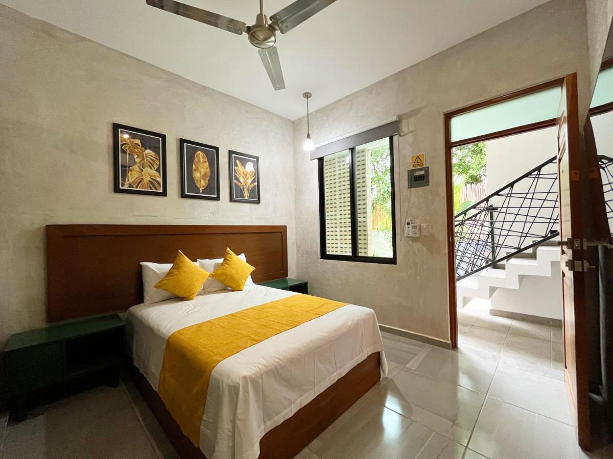 Hotel Kookay Valladolid วัลลาโดลิด ภายนอก รูปภาพ