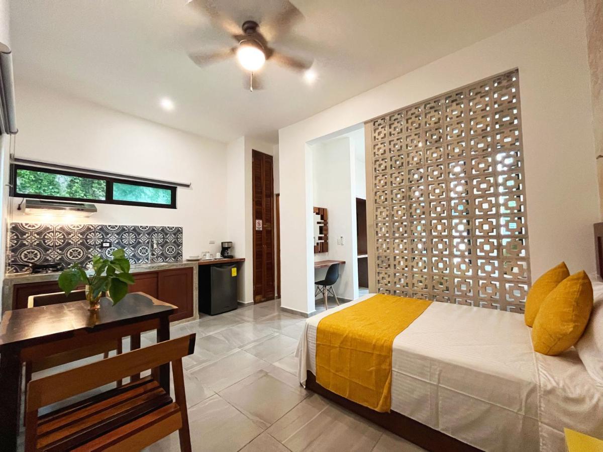 Hotel Kookay Valladolid วัลลาโดลิด ภายนอก รูปภาพ