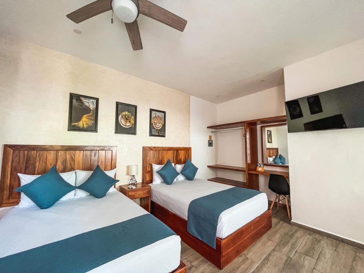 Hotel Kookay Valladolid วัลลาโดลิด ภายนอก รูปภาพ